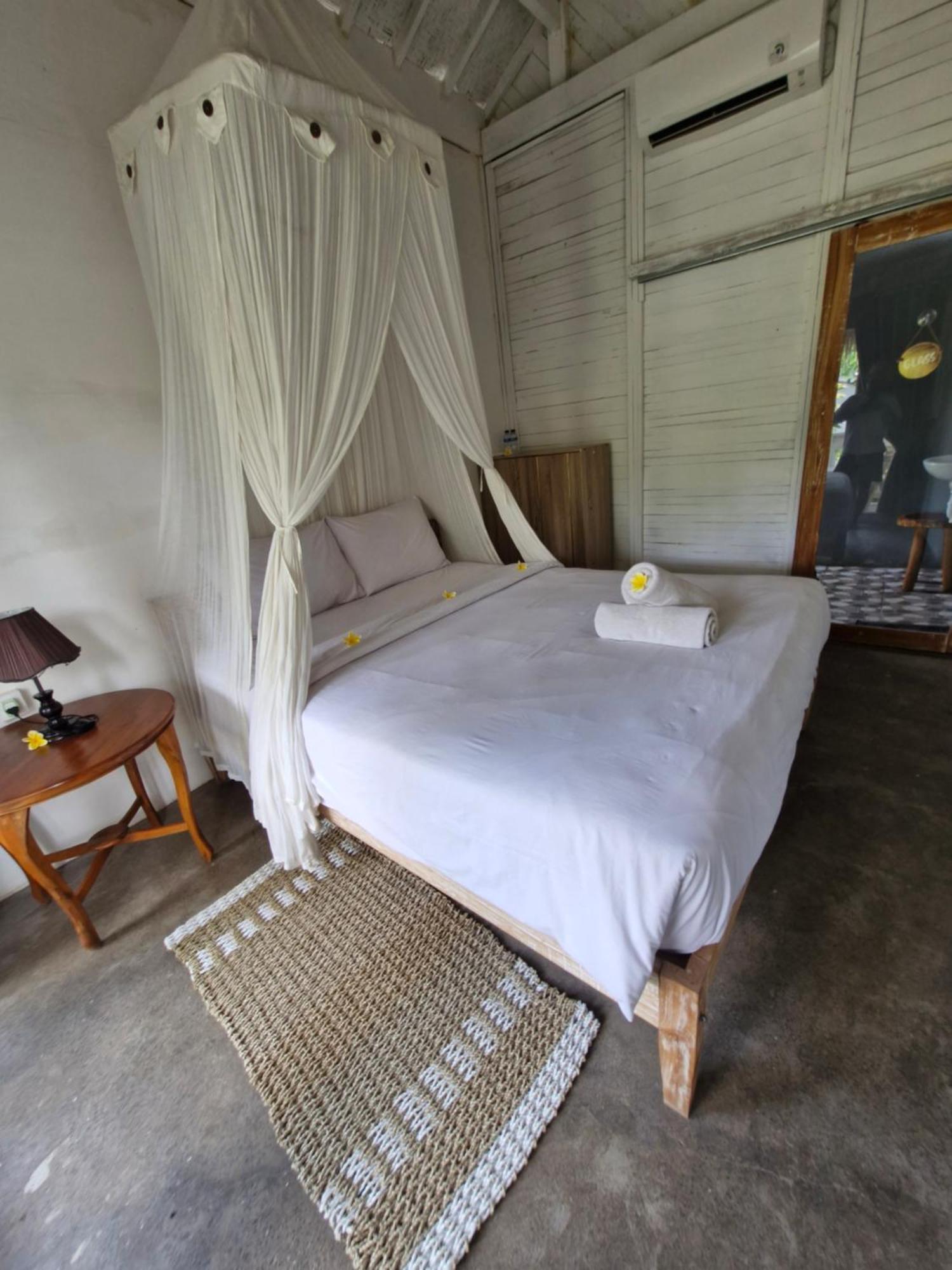 The Layar Homestay Batununggul Luaran gambar