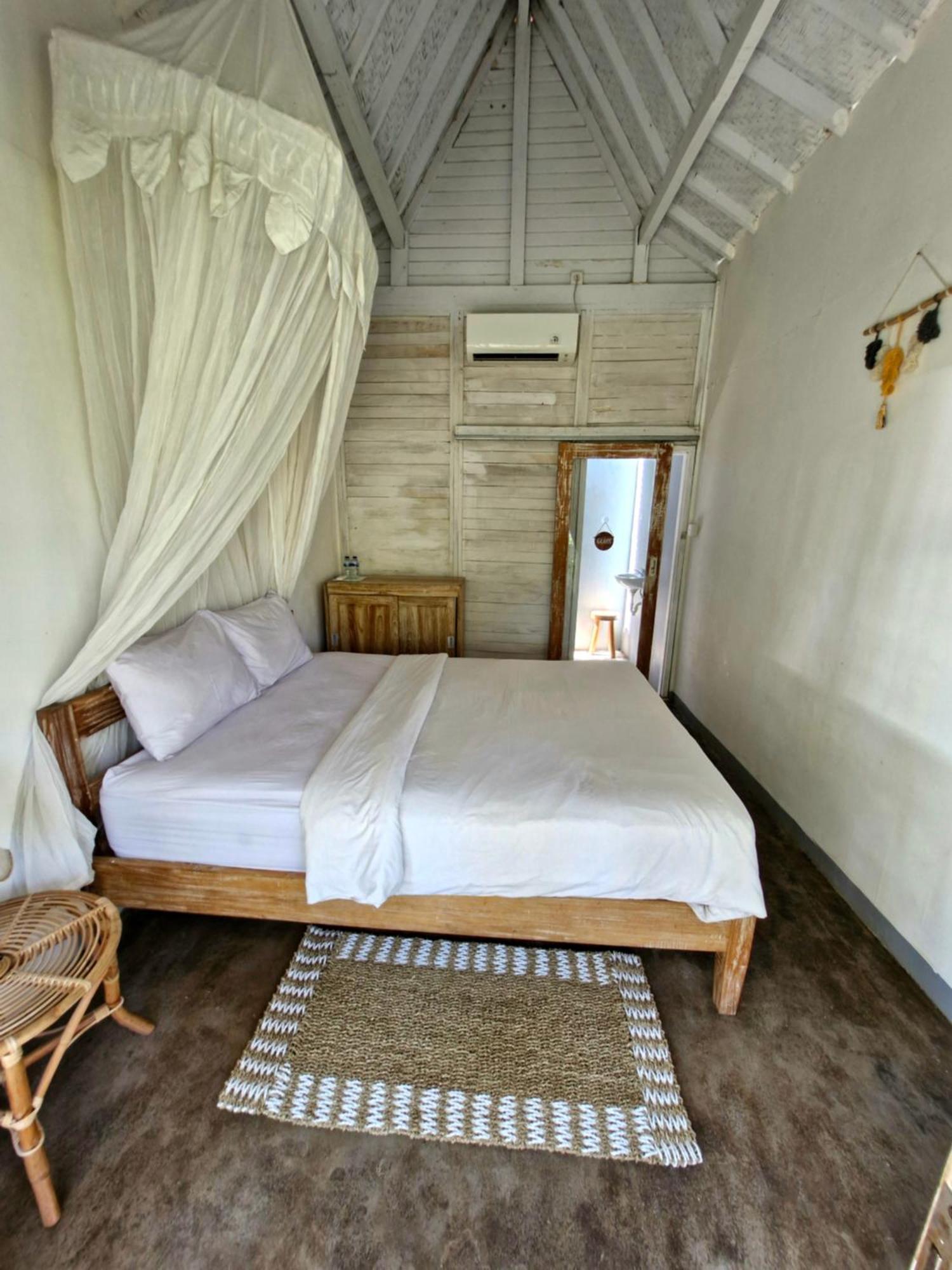 The Layar Homestay Batununggul Luaran gambar