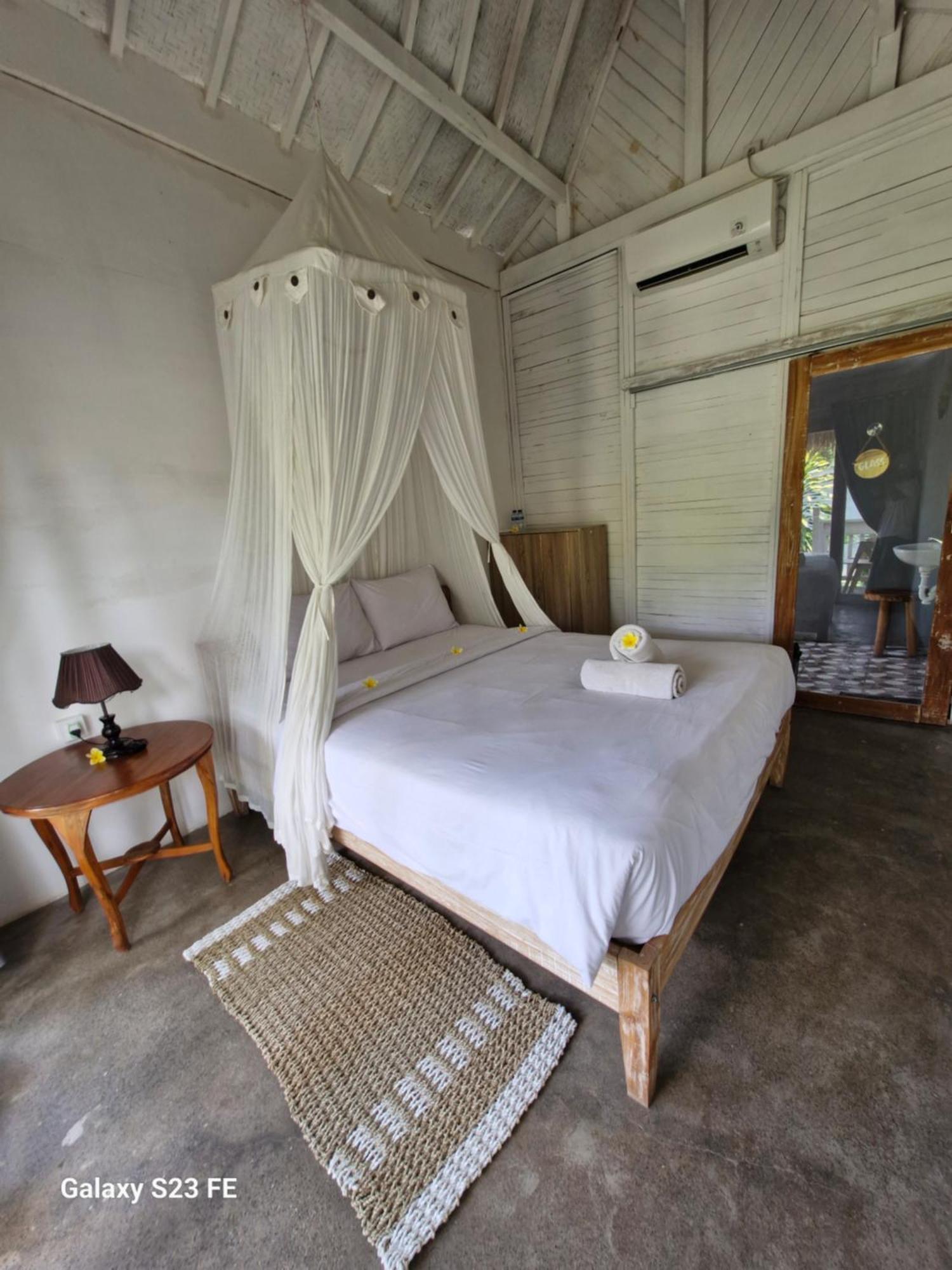The Layar Homestay Batununggul Luaran gambar