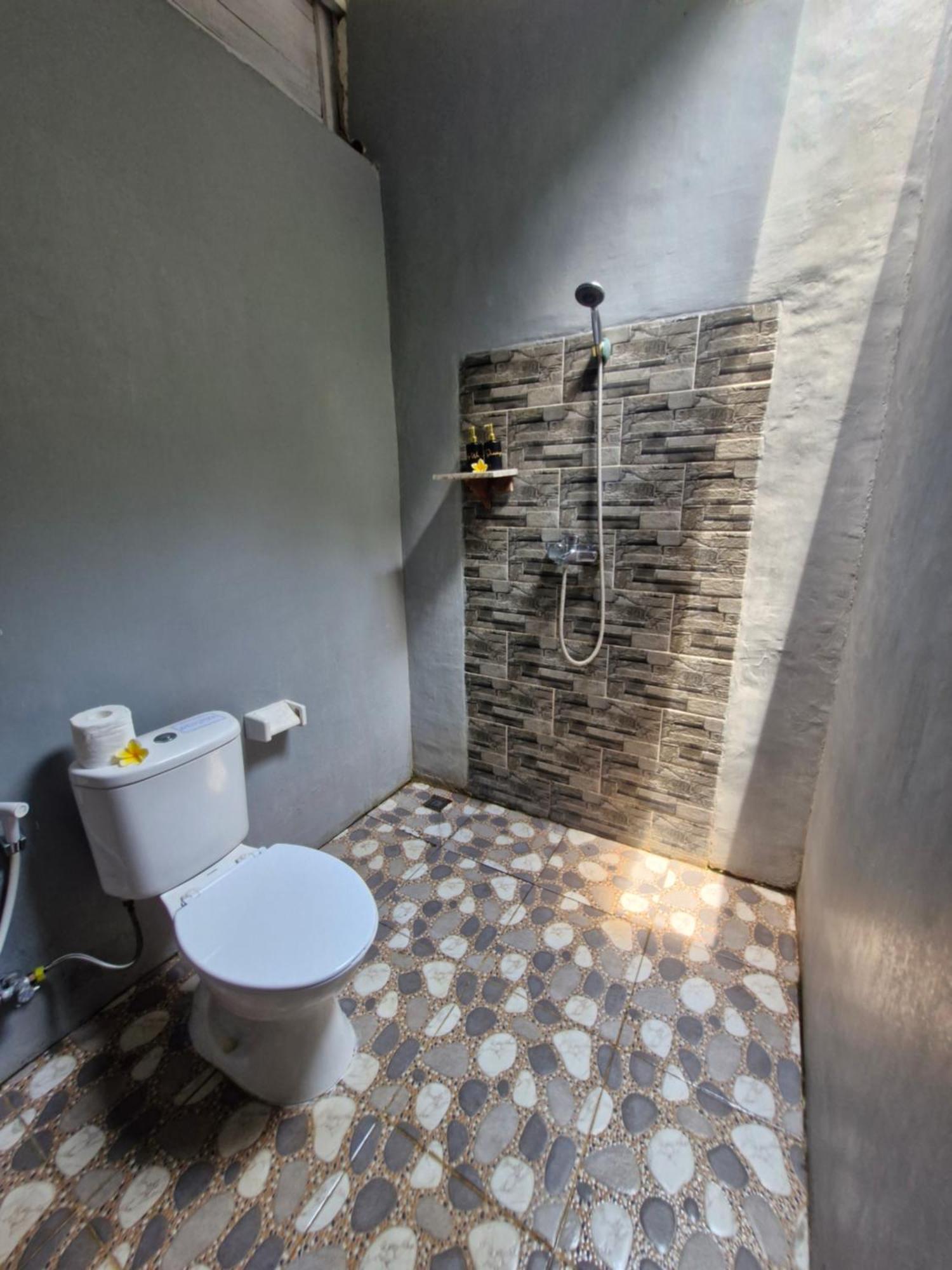 The Layar Homestay Batununggul Luaran gambar