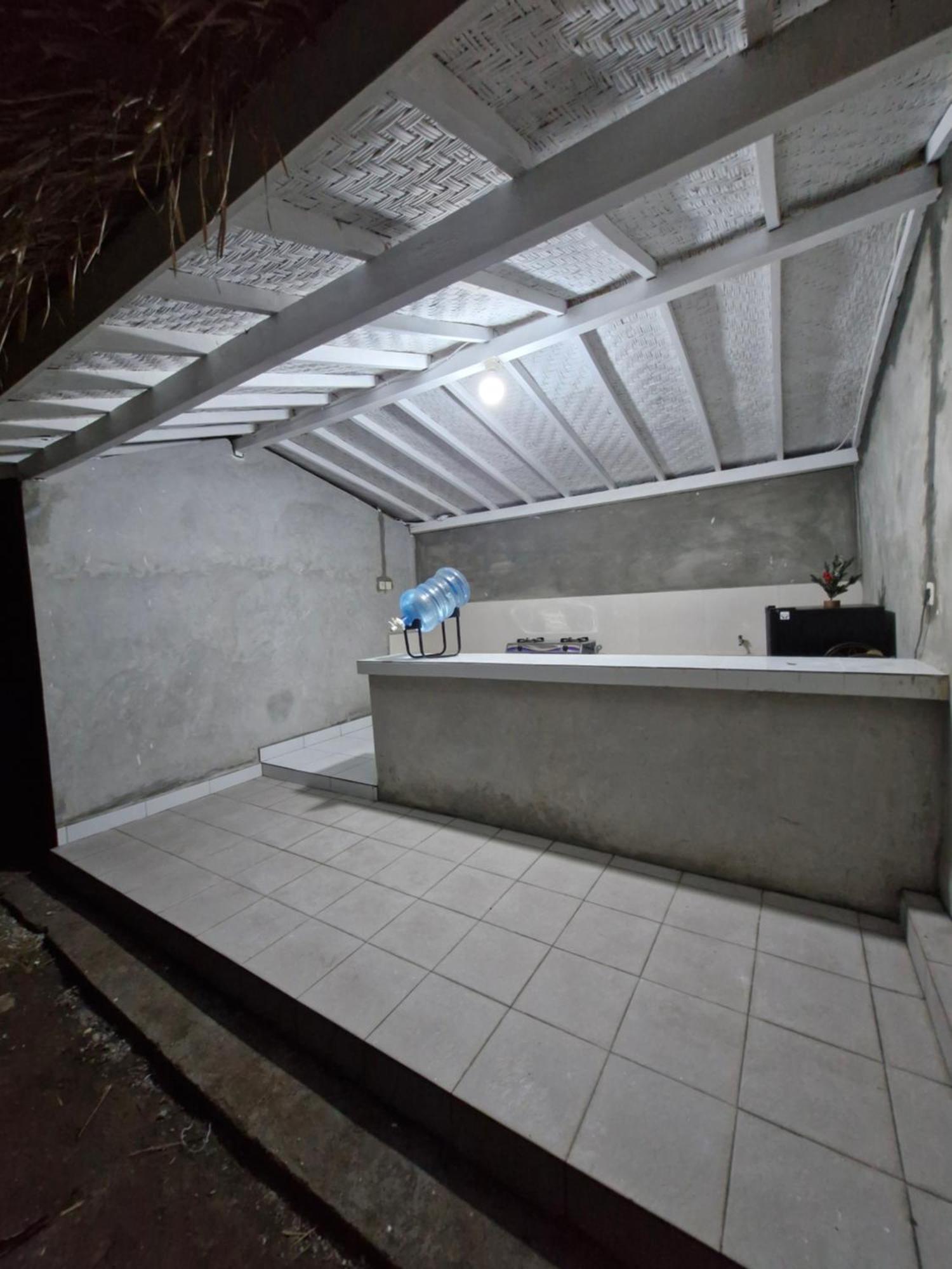 The Layar Homestay Batununggul Luaran gambar